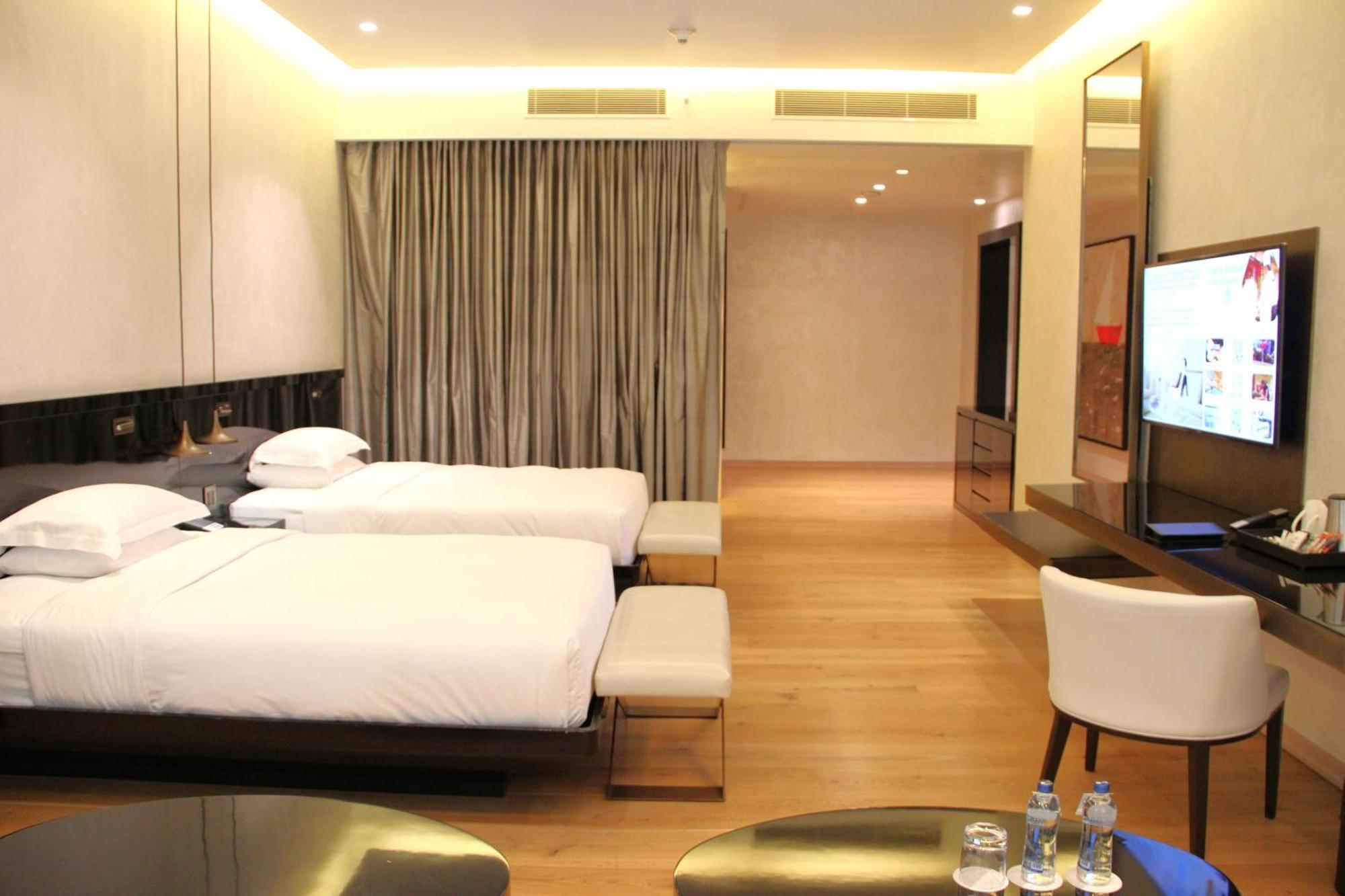 Hyatt Centric Levent Istanbul Hotel Екстериор снимка